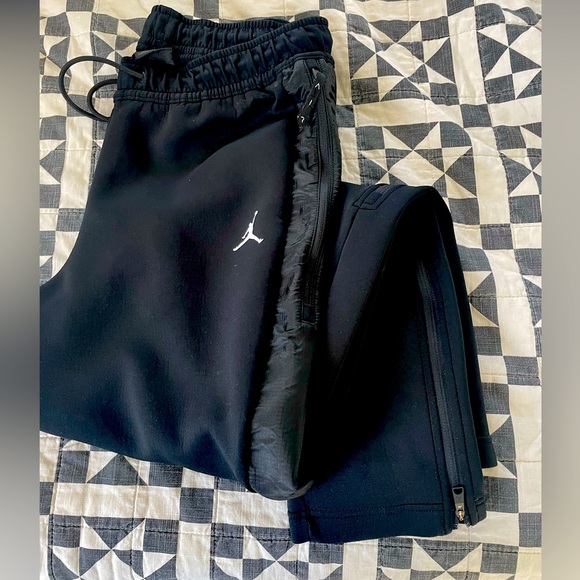 womens jordan sweatpants